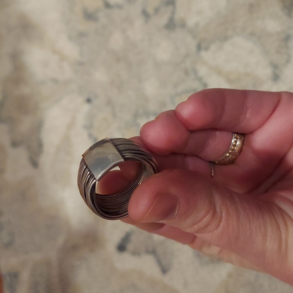 Karen Hill tribe sterling silver ring - Picture 2 of 4